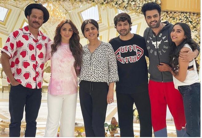 Jug-Jugg-Jeeyo lead cast celebrates as Varun Dhawan, Kiara Advani, Anil Kapoor, and Neetu Kapoor starrer shot expected to end soon