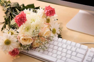 Benefits of Ordering Flowers Online